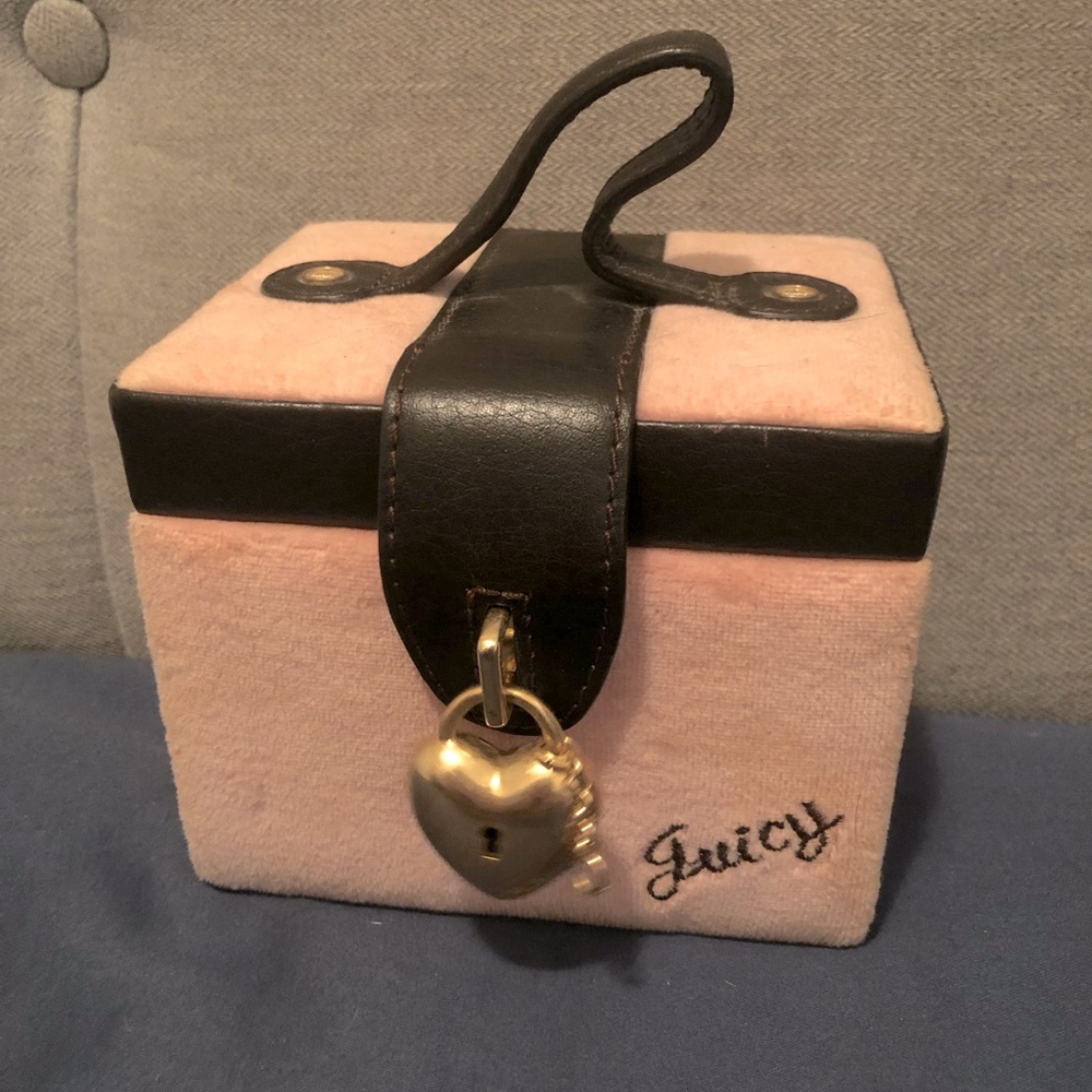 Juicy Pink Velour Jewelry Box